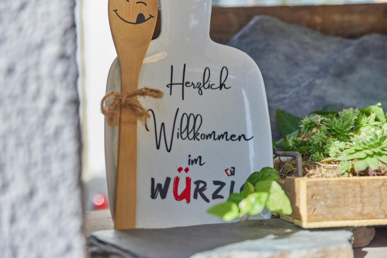 Hotel Restaurant Wuerzig In Ürzig Zewnętrze zdjęcie